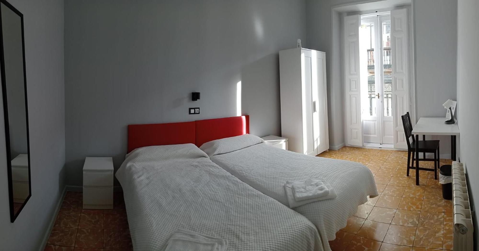 Hostal Yolanda Madrid Eksteriør bilde